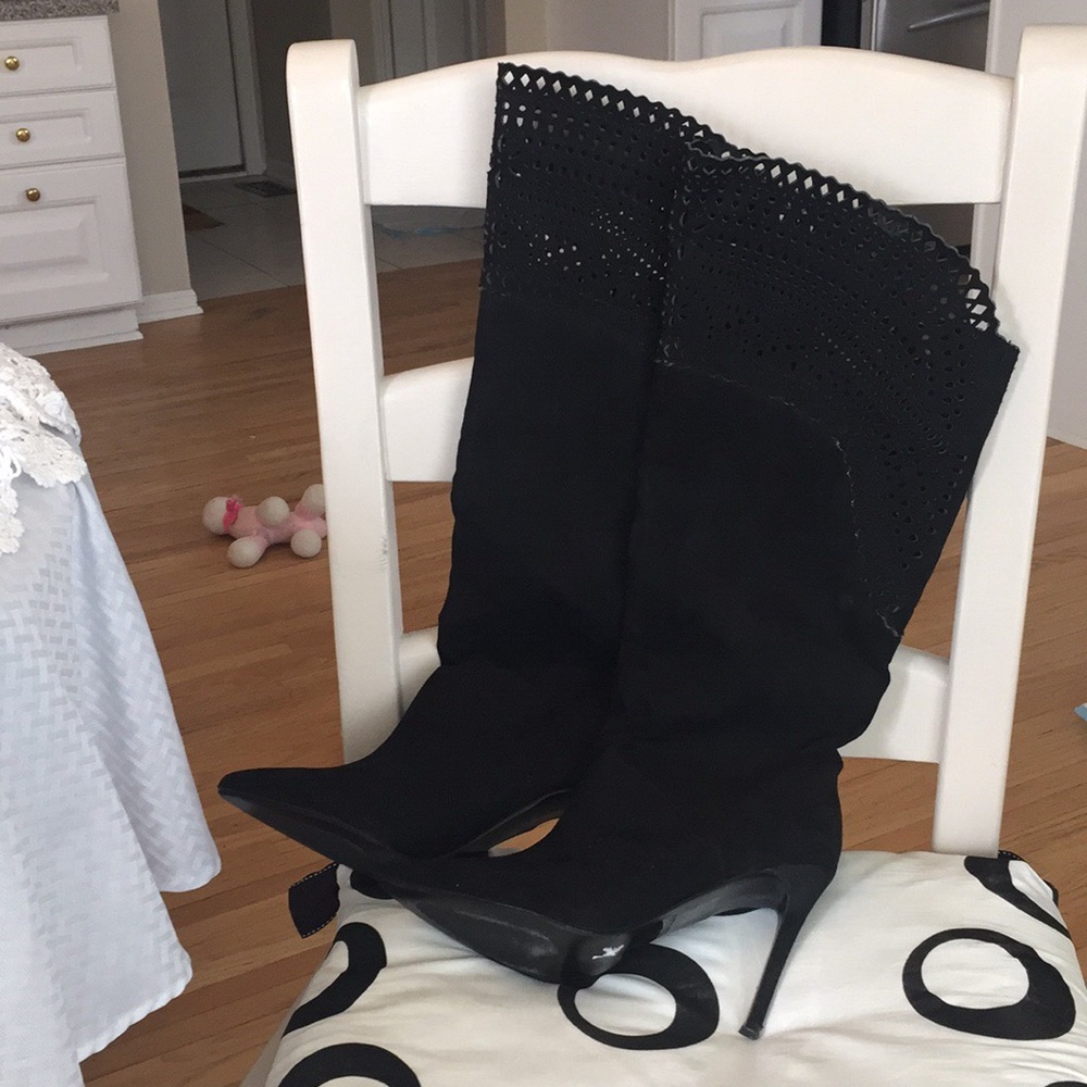 Express Boots - Picture 2 of 6